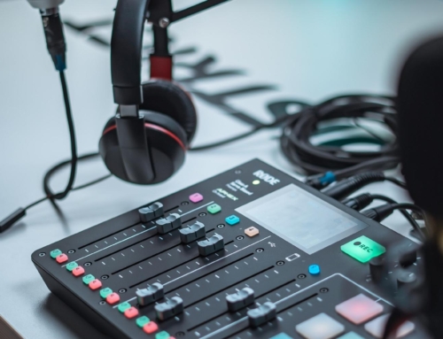 5 Tips for Starting a Podcast That Will Generate Income and Build Your Audience
